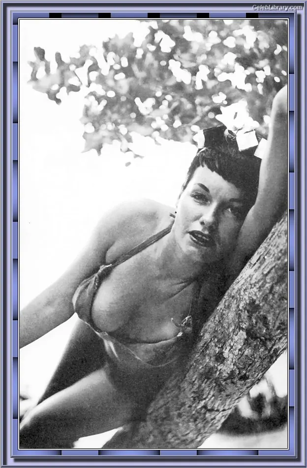 Bettie Page photo 7 of 1564