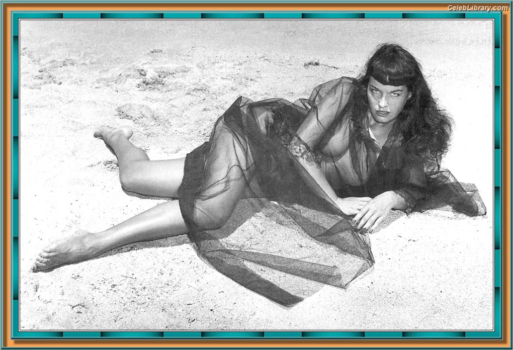 Bettie Page photo 4 of 1564