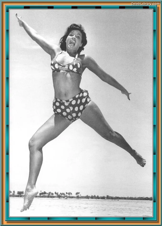 Bettie Page photo 21 of 1564