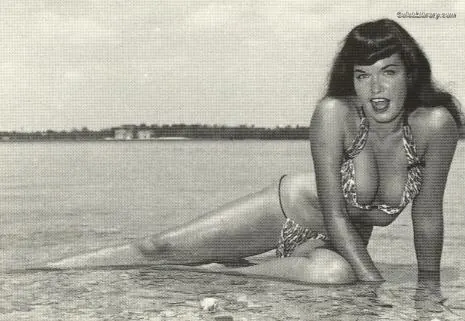 Bettie Page photo 9 of 1564