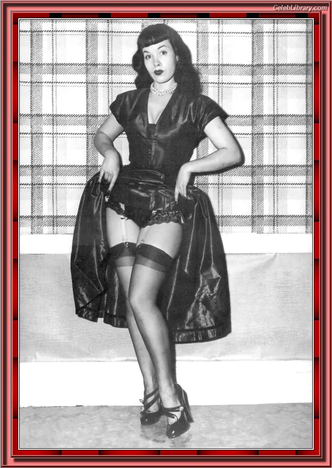 Bettie Page photo 22 of 1564