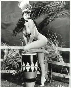 Bettie Page photo 1 of 1564