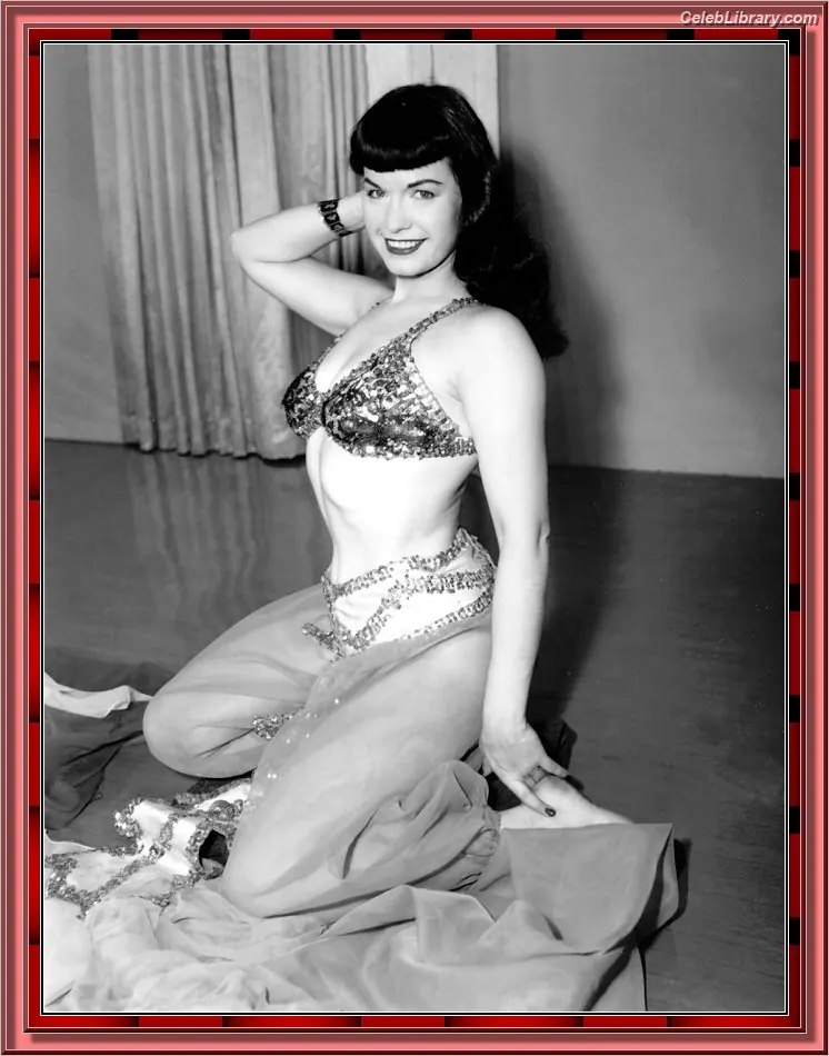 Bettie Page photo 7 of 1564