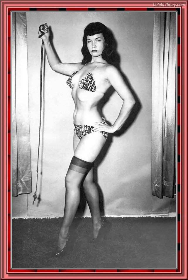 Bettie Page photo 12 of 1564