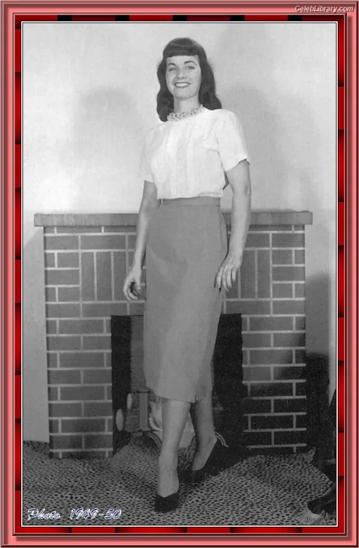 Bettie Page photo 4 of 1558