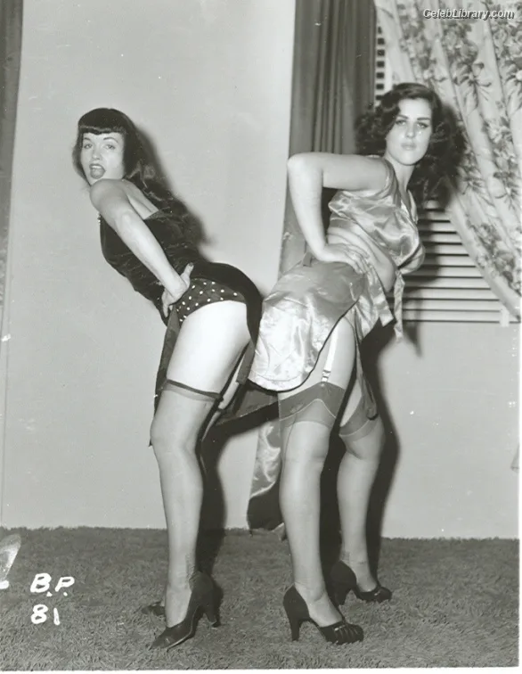 Bettie Page photo 2 of 1558