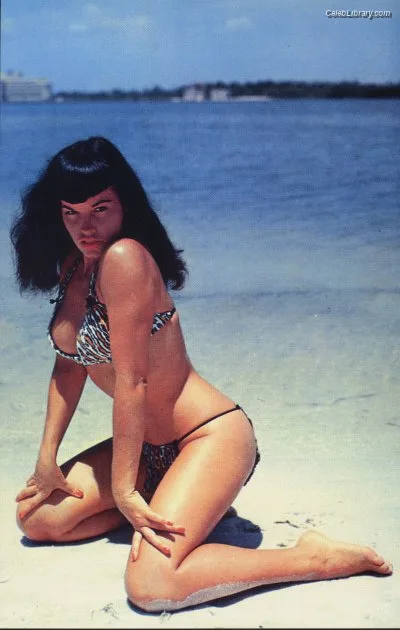 Bettie Page photo 5 of 1558