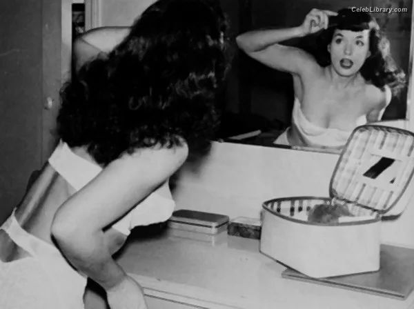 Bettie Page photo 22 of 1558