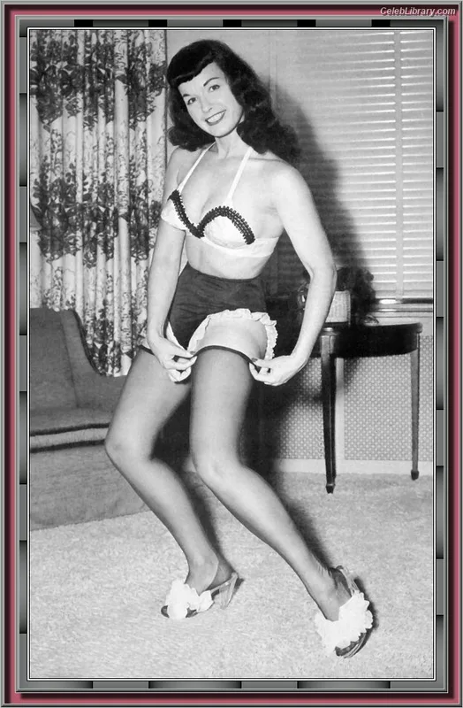 Bettie Page photo 16 of 1558