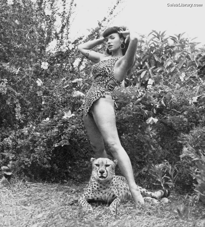Bettie Page photo 9 of 1558