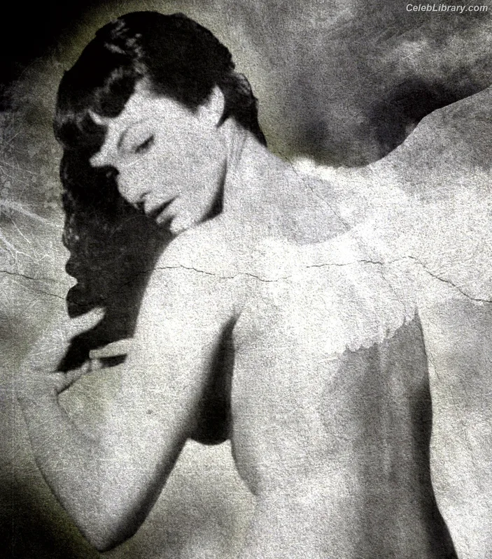 Bettie Page photo 7 of 1558