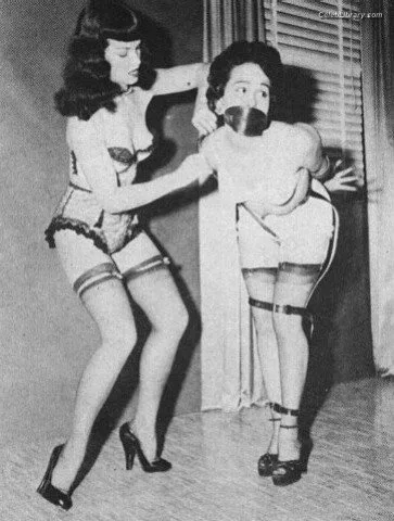 Bettie Page photo 22 of 1558