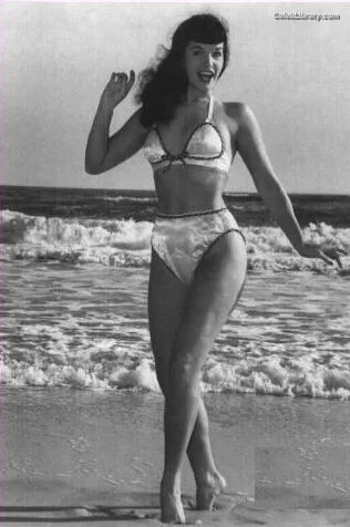 Bettie Page photo 21 of 1558