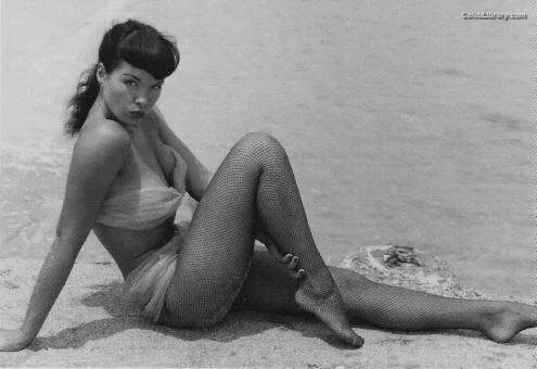 Bettie Page photo 12 of 1558
