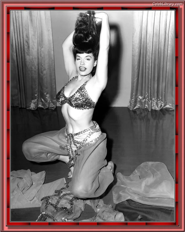 Bettie Page photo 6 of 1558