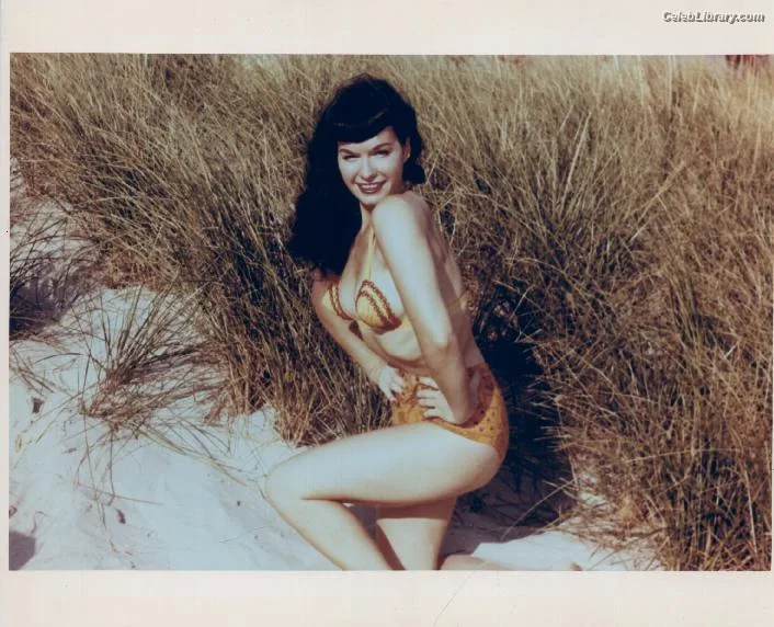 Bettie Page photo 22 of 1558