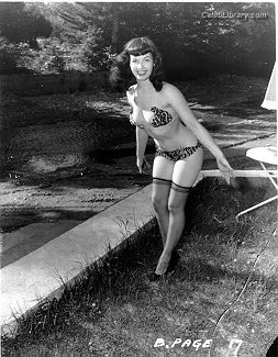 Bettie Page photo 12 of 1558