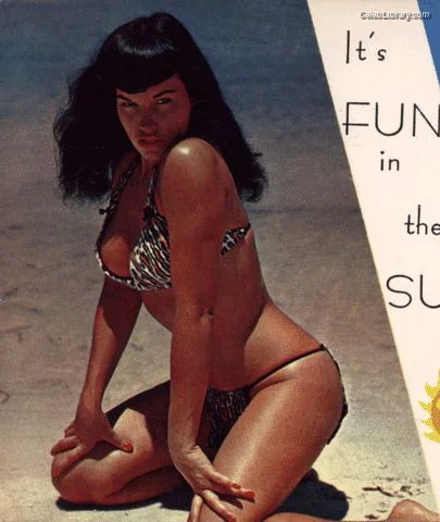Bettie Page photo 6 of 1558