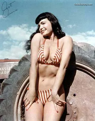 Bettie Page photo 4 of 1558