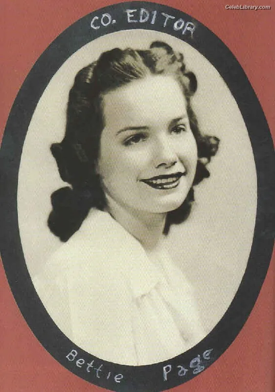 Bettie Page photo 10 of 1558