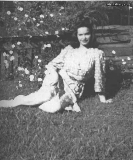 Bettie Page photo 19 of 1558