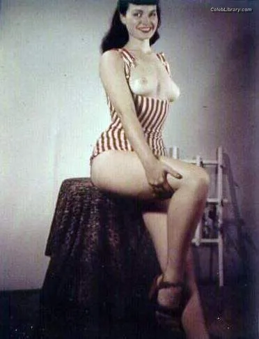 Bettie Page photo 13 of 1558