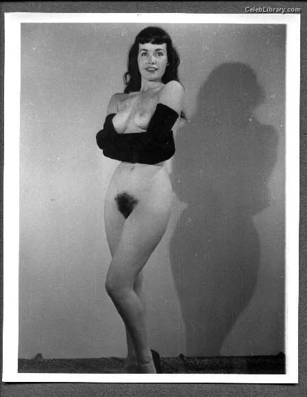 Bettie Page photo 14 of 1558