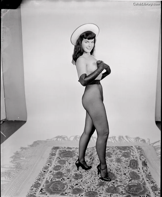 Bettie Page photo 14 of 1558