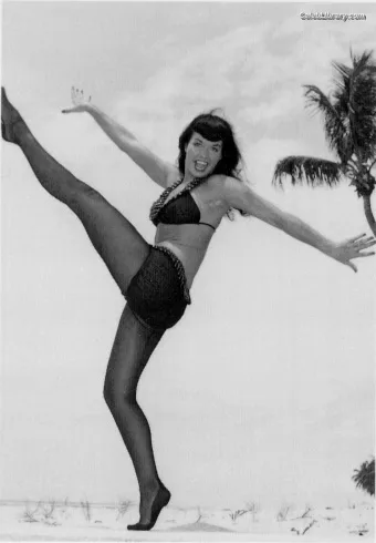 Bettie Page photo 3 of 1558