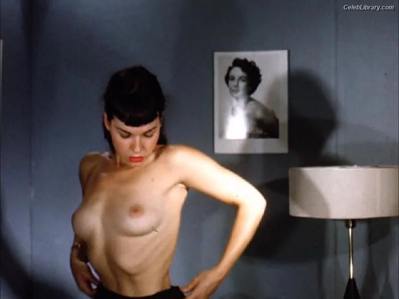 Bettie Page photo 17 of 1558