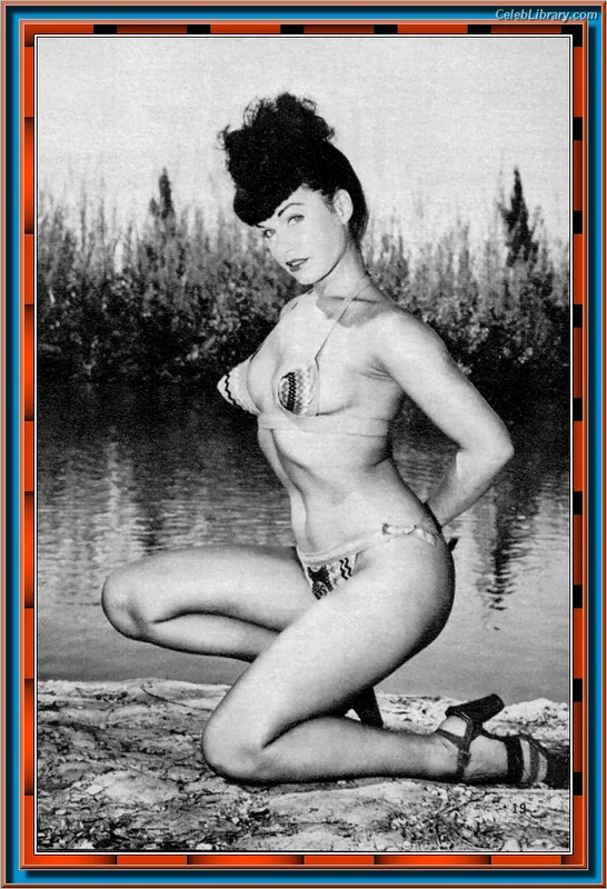 Bettie Page photo 18 of 1558