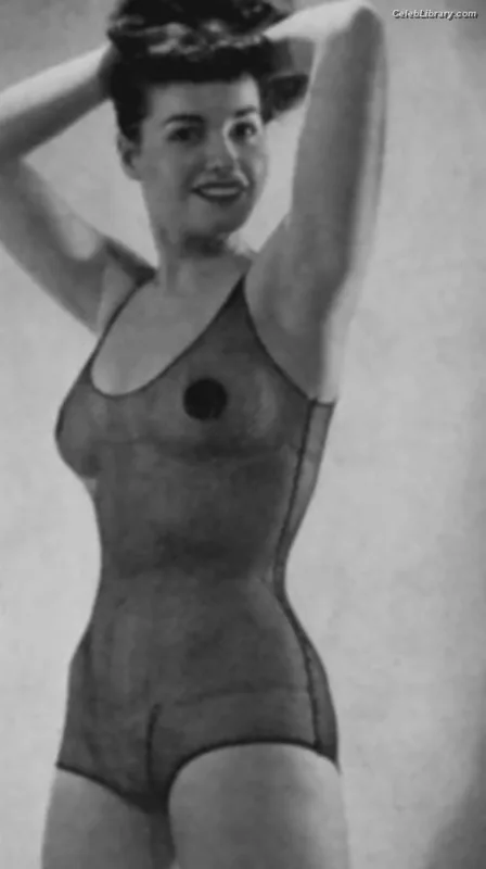 Bettie Page photo 6 of 1558