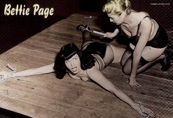 Bettie Page photo 11 of 1558