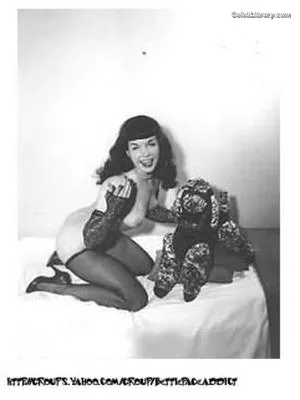 Bettie Page photo 22 of 1558