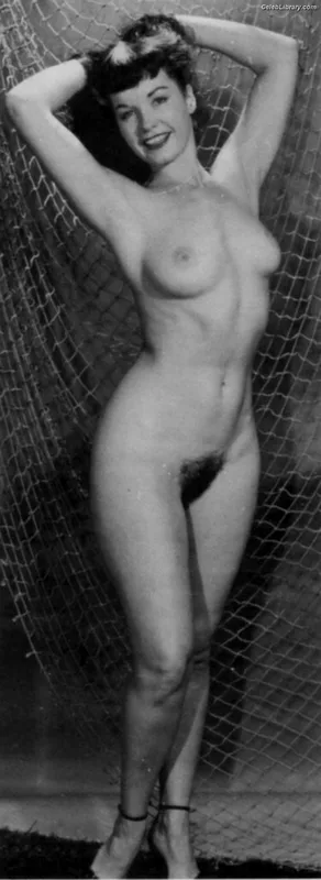 Bettie Page photo 13 of 1558