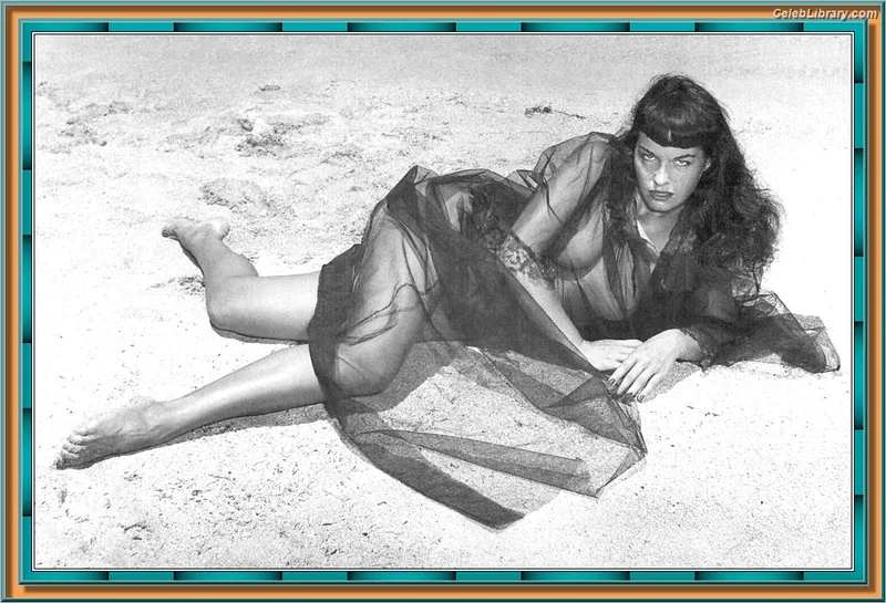 Bettie Page photo 1 of 1558