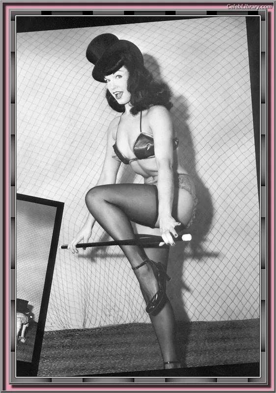 Bettie Page photo 15 of 1558