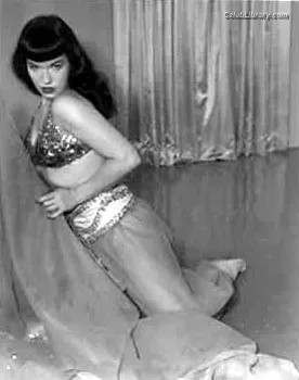 Bettie Page photo 10 of 1558