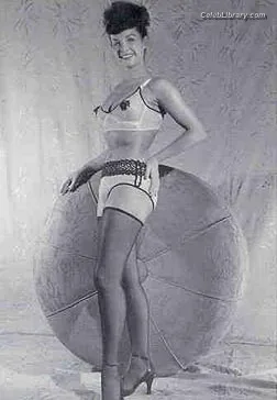 Bettie Page photo 24 of 1558
