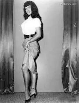 Bettie Page photo 6 of 1558