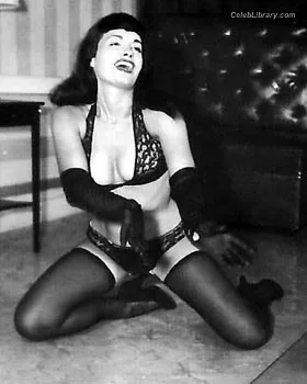 Bettie Page photo 2 of 1558