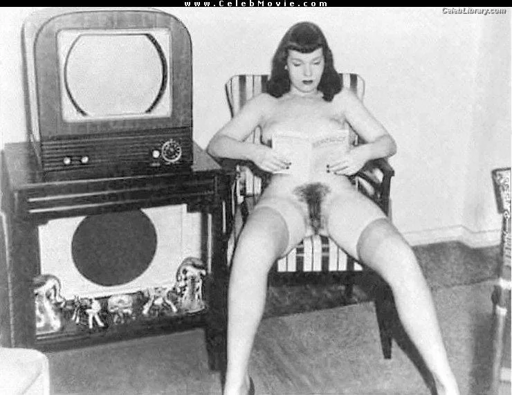 Bettie Page photo 20 of 1558