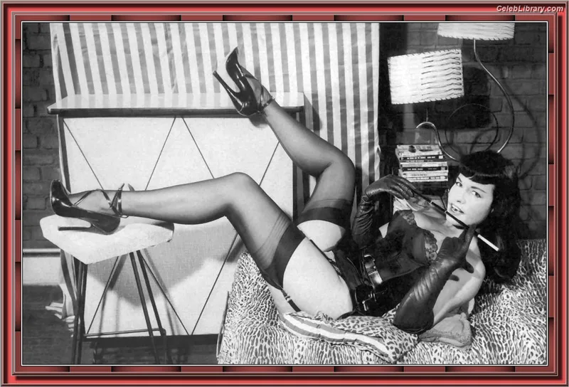 Bettie Page photo 12 of 1558