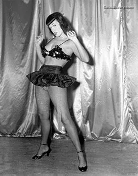 Bettie Page photo 8 of 1558