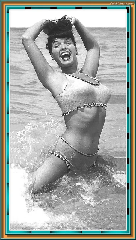 Bettie Page photo 7 of 1558