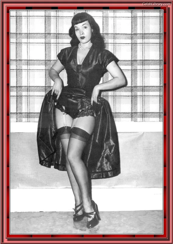 Bettie Page photo 16 of 1558