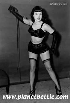 Bettie Page photo 21 of 1558