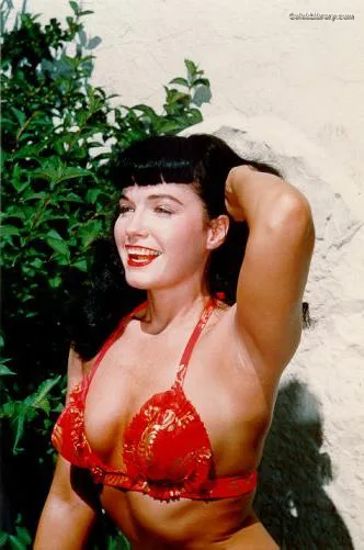 Bettie Page photo 13 of 1558