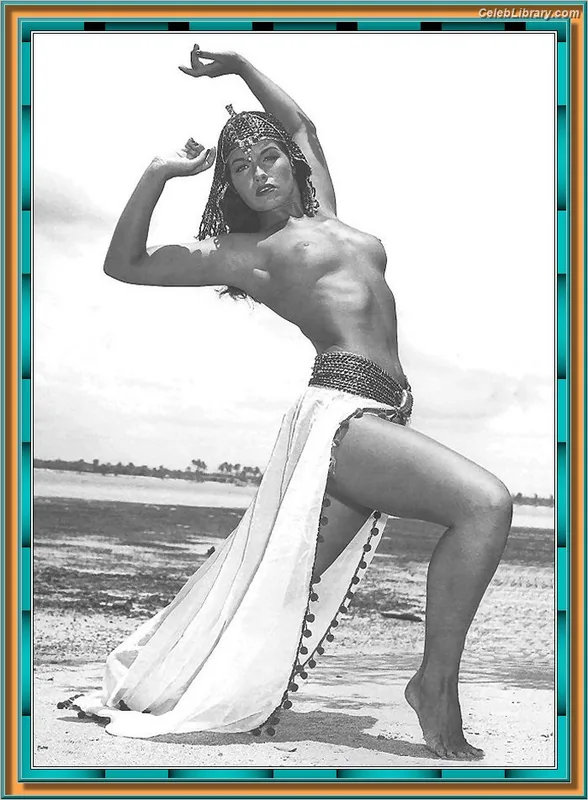 Bettie Page photo 17 of 1558