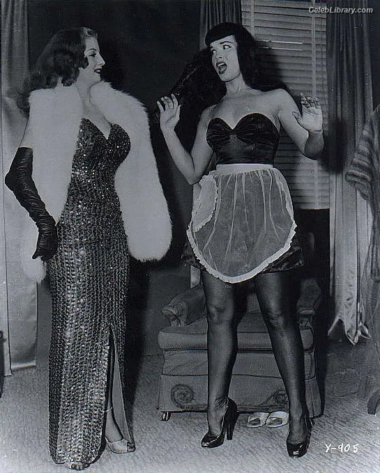Bettie Page photo 3 of 1558